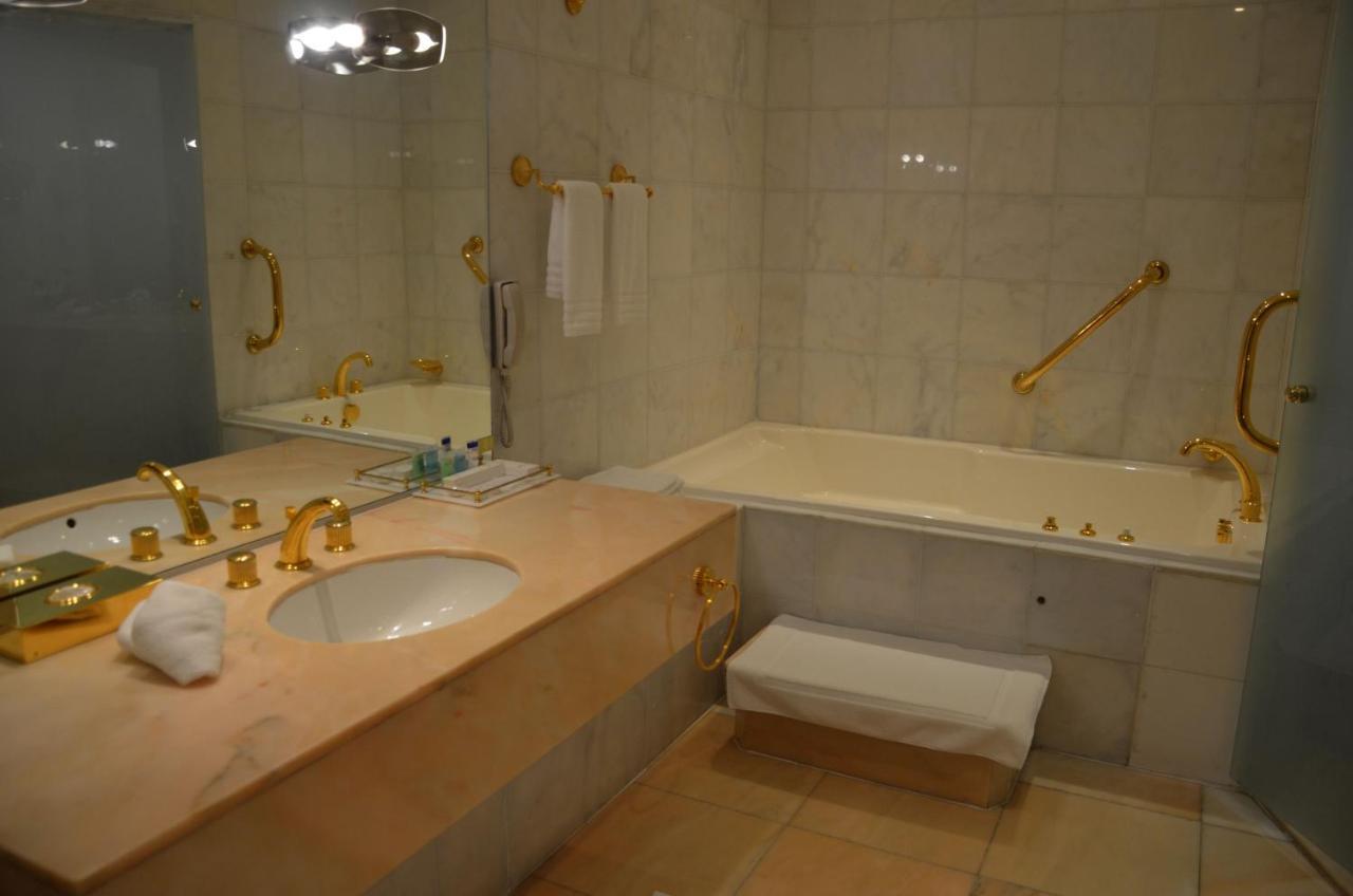 Le Meridien Al Hada Ngoại thất bức ảnh